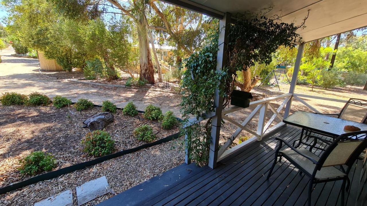 Barossa Country Cottages Lyndoch Exterior photo